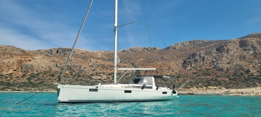 Shared Balos and Gramvousa Sailing Trip with Meal and Drinks - The 1.5-hour sail to Balos