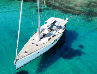 Full-Day Sailing Cruise with Lunch