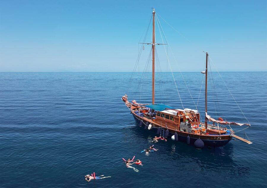 Skiathos: Wooden Sailboat Full- or Half-Day Trip with Meal - What a day aboard the 1958 Katerina feels like
