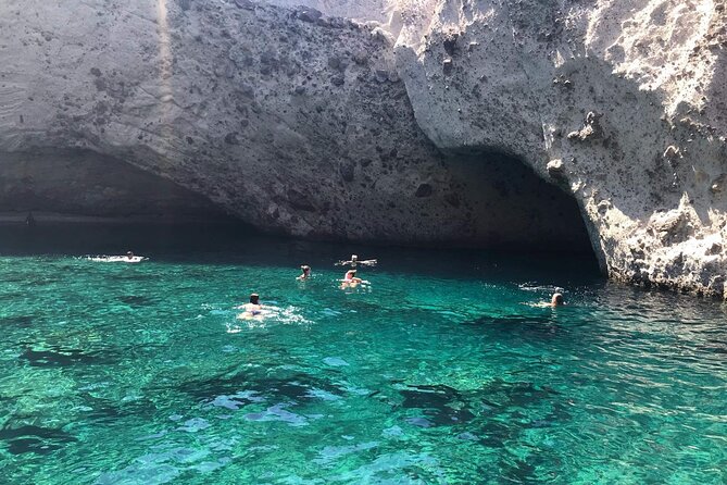 Small Group Kaiki Cruise & Greek Gastronomy Experience - Antiparos and the rocky southeastern coast