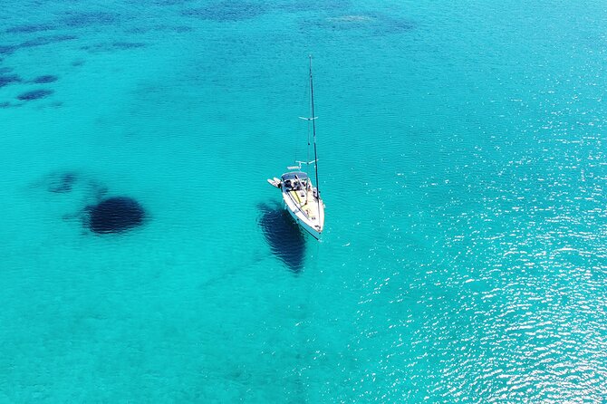 Small group,pass by Delos,swim in Rhenia,snap LVenice, free trans - Two hours around Rhenia Island