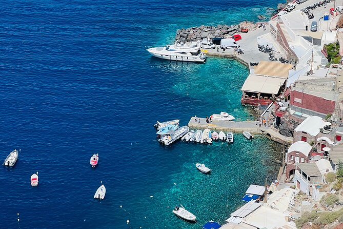 Small Group Sightseeing Tour: All Santorini’s Treasures - What the guide can add to the day