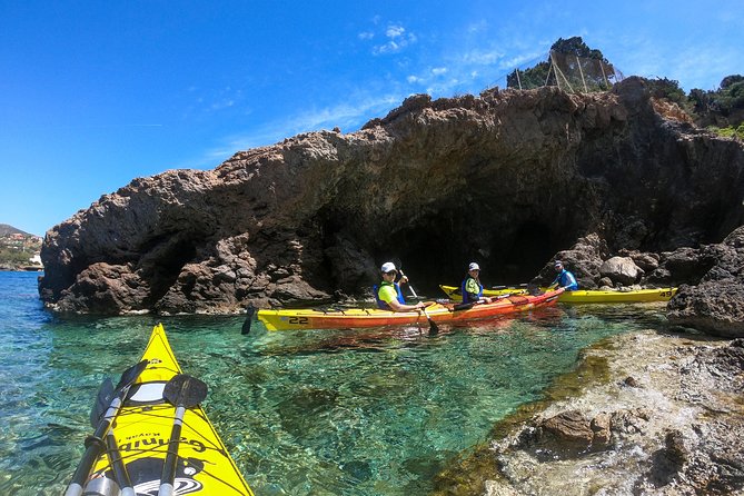 Sounio Sea Kayak Tour to the Temple of Poseidon full program - Legrena Beach, Clear Water and a Useful Break