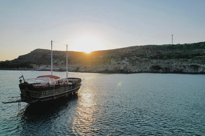 Sunset Cruise with Greek BBQ & Unlimited Aperol Spritz, Beer Wine - A sunset cruise built around swimming and easy company