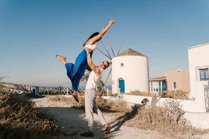 Sunset In Oia & Traditional Villages Bus Tour - Pickup details that can affect your day