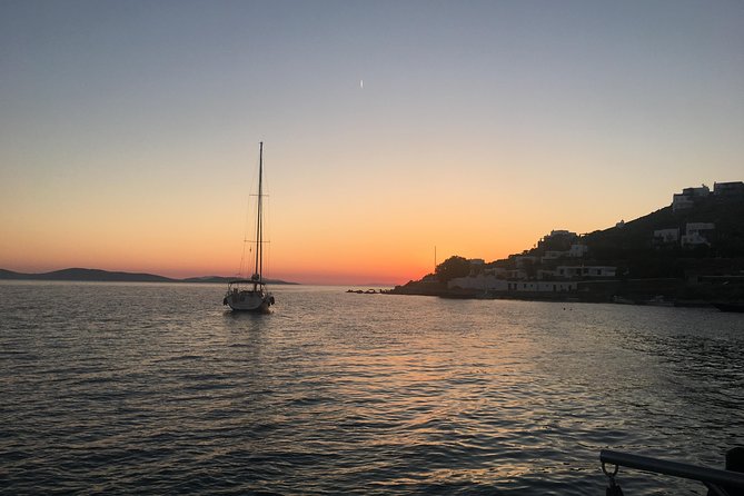 Sunset South Coast Sail Cruise with lunch,drinks, optional transfer - Key points to know before booking