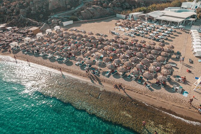 Super Paradise Beach Mykonos Seaside Sunbed (1st row) - Who should book first-row sunbeds