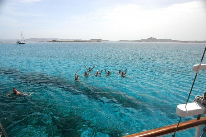 The Authentic Rhenia-Delos Cruise - Rhenia: clear water and a simple Greek barbecue