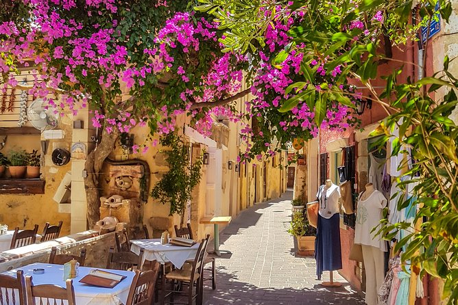 The Delicious Chania Street Food Tour - Why this Chania food walk works so well