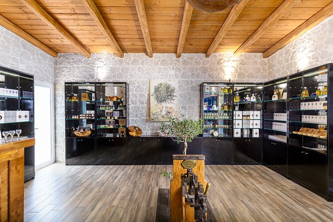The Governor's Olive Mill Tour with Olive Oil Tasting - Pickup, timing, and group size