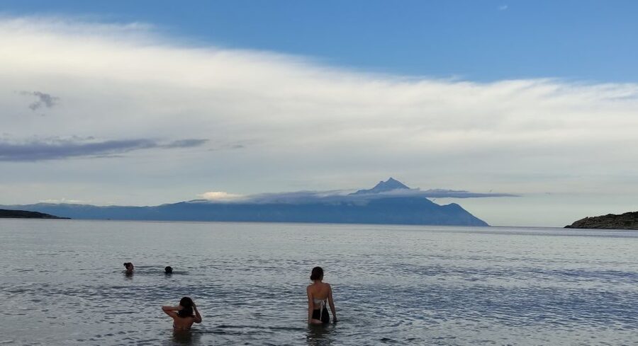 Thessaloniki: Halkidiki Beach-Hopping with Swimming - Second stop: A different side of Halkidiki