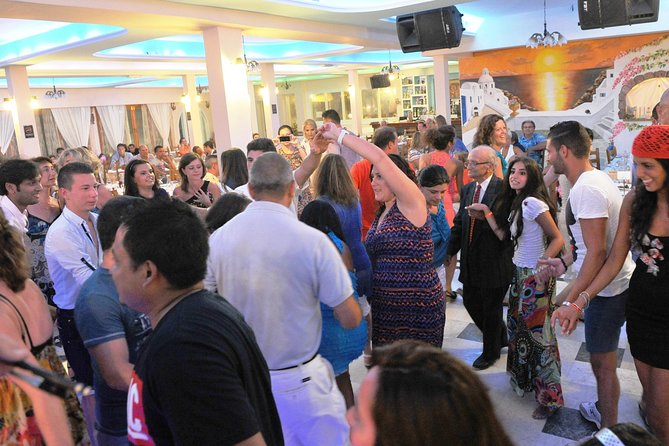 Traditional Greek Night live Music & Dinner Show in Santorini - Seating, sightlines, and comfort