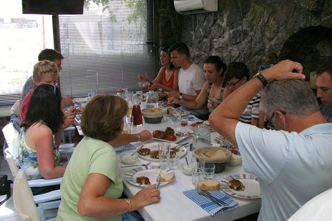 Traditional Lunch or Dinner with Drinks in Mykonos - Wine, raki, and what is actually included