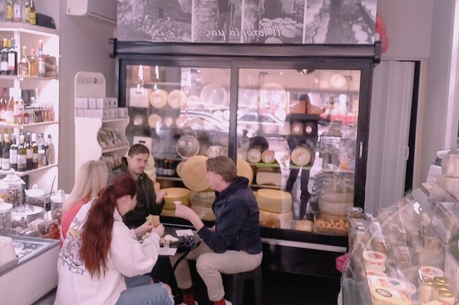 Walking “Food tasting tour” in the town of Chania - Timing, walking, and practical planning