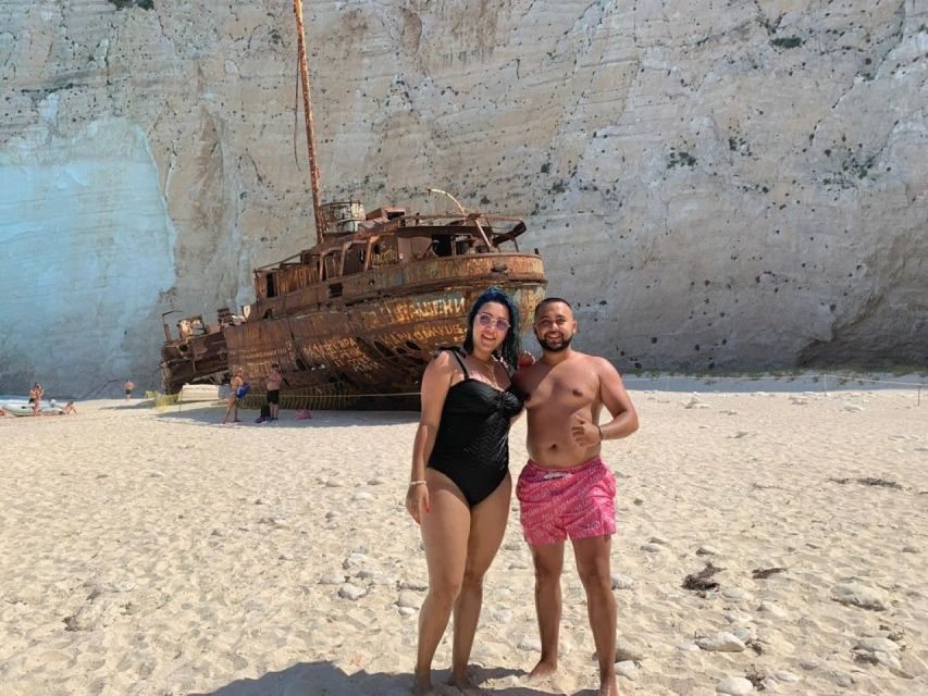 Zakynthos: early morning Shipwreck,Blue Caves and view point - Guides, group size, and the day’s pace