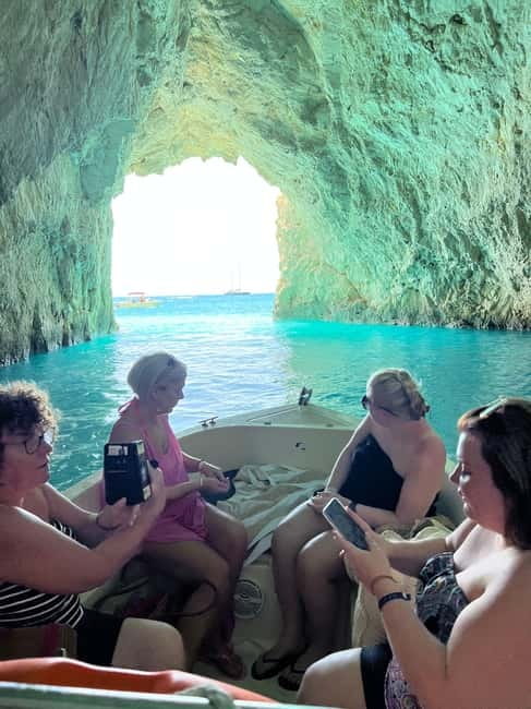 Zakynthos: Laganas Bay, Myzithres & Turtles Speedboat Tour - Keri Caves and the second arch