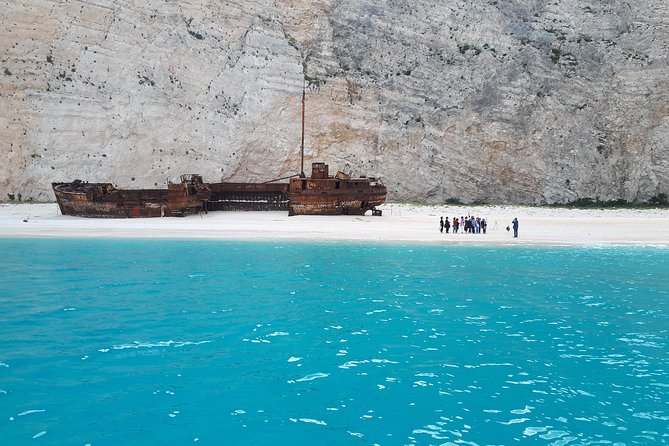 Zakynthos : One day small group tour to Navagio beach Blue Caves & top view - The clifftop view of Navagio