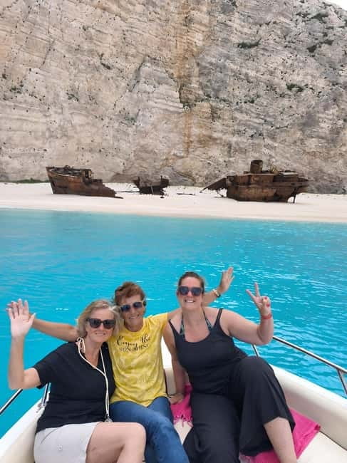 Zakynthos: Shipwreck & Caves Private Boat Tour with Skipper - Should you book the two-hour trip?