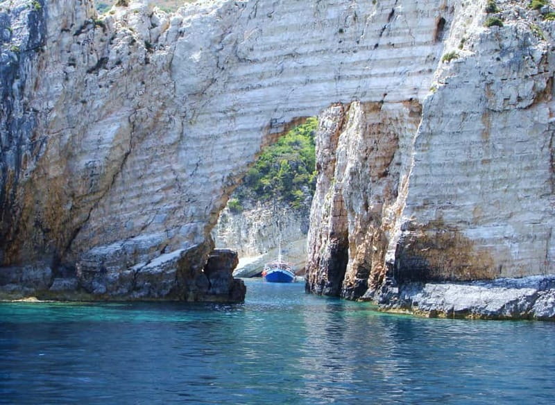Zakynthos: Sunset Cruise to Myzithres with Wine - The ride back to Agios Sostis