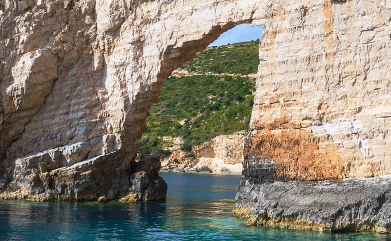 Zakynthos: Turtle Spotting Cruise with Glass-Bottom Boat - An hour on Marathonisi Island
