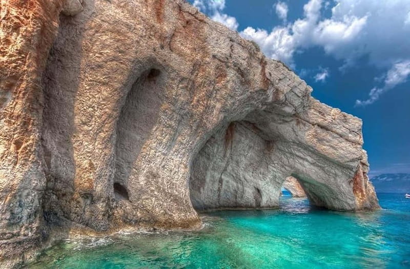 Zakynthos: Xigia, Navagio Shipwreck and Blue Caves Boat Tour - Why this Zakynthos boat trip works well