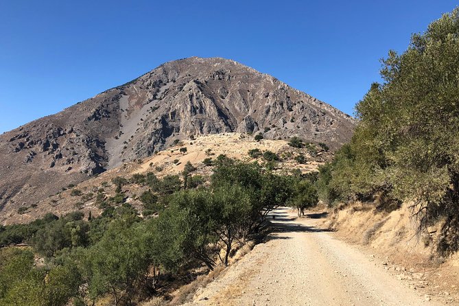 Zeus Cave, Lassithi Plateau, Olive Oil Factory, Kritza, Pottery - Crossing the Lasithi Plateau